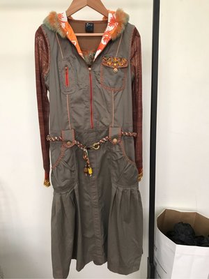 設計師 芳士倫 名媛感成套連身裙洋裝 9號 連身裙+針織上衣 售價是一整套