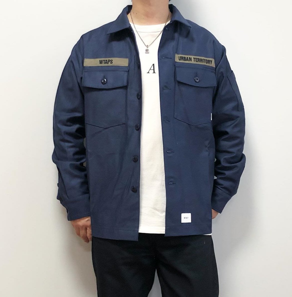 Wtaps 20AW BUDS LS / COTTON. SATIN 兩袋軍裝襯衫深藍黑色軍