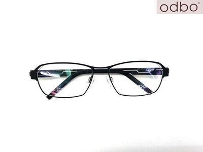 光寶眼鏡城(台南)odbo,專利無螺絲一體延展鈦IP眼鏡彈性腳完全無負擔 ,od1757/C1