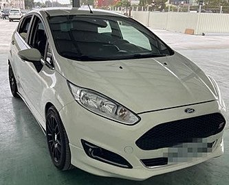 2017年 Ford/福特 Fiesta (白) 1.0CC 實跑2萬多 一手車