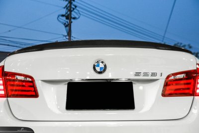 【政銓企業有限公司】BMW F10 專用 P款 抽真空 高品質 卡夢 尾翼 現貨供應 520 528 535 M5