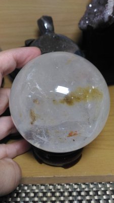 天然白水晶球~有內含物~帶彩光～新編２