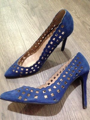 Miolla 歐美品牌iDore 土耳其藍 雞皮 真皮 簍空完美設計高跟鞋