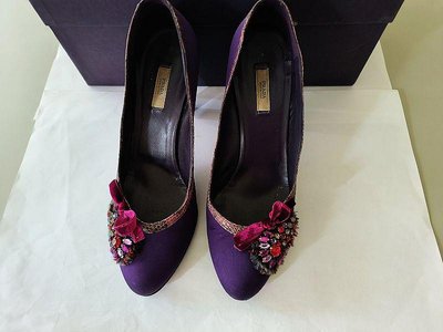 PRADA紫色緞面高跟鞋