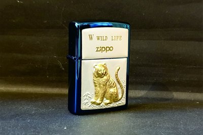 ONE*$1~*日系*ZIPPO*WILD LIFE*2002《金虎》鍍藍鈦/純銀貼片