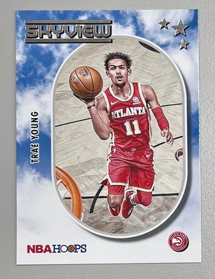 2021-22 Hoops Trae Young skyview特卡