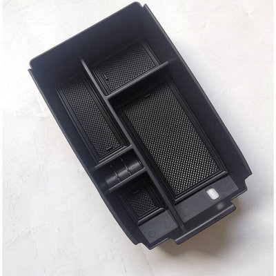 台灣現貨FORD 福特 2020 KUGA MK3 三代 中央扶手隔板 扶手箱 置物盒 零錢盒 置物隔板 收納置物盒