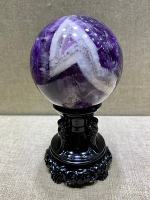 20號，紫水晶球擺件，巴西夢幻紫晶、花紋美麗獨球直徑8.1933 水晶 原石 擺件【玲瓏軒】