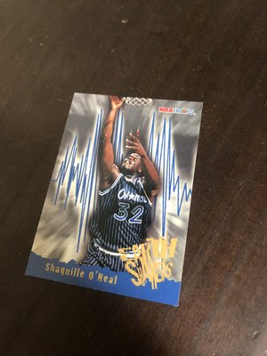 SHAQUILLE ONEAL    95-96  SKYBOX  EARTH SHAKERS 366 前後卡況如圖