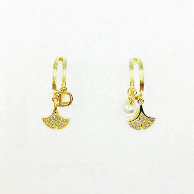 韓國 925純銀 水鑽 珍珠 字母 銀杏葉 耳針式耳環