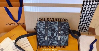 二手Louis Vuitton LV Trunk Messenger 牛仔布郵差包 M57282