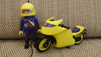 PLAYMOBIL 擁抱摩比~二手商鋪~ PLAYMOBIL 摩托車賽車 黃色款