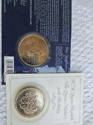 2枚英國五英鎊紀念幣套幣裝，140元包郵可直接拍下。【店主收藏】29018