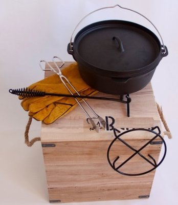 特價 鑄鐵鍋 / 荷蘭鍋+鍋蓋提手+鍋架+贈防燙手套+木箱(12吋)