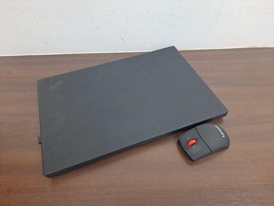 ThinkPad P1 Gen2 15吋/i7-9750H/32GB/2TB/4G獨顯*只要20300元*(G0456)