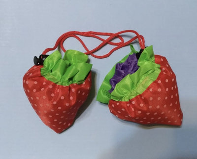 73~出清~ 滿500免運~ 可愛草莓造型購物袋 環保袋 外出袋收納袋