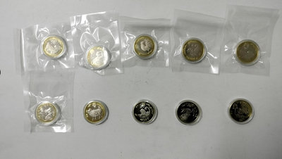 中國第二輪10元生肖紀念幣羊-龍，2015年-2024年共10枚，新品保真。