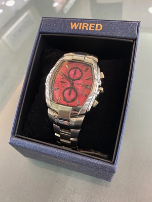 SEIKO旗下 WIRED 日系品牌 酒桶型計時腕錶 AF8Q27X/7T92-X099T