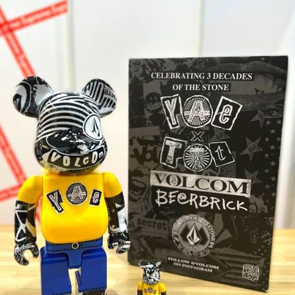 BE＠RBRICK VOLCOM 1000% ベアブリック ボルコム winstudio.com.sg