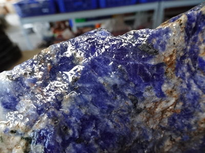 《藍晶寶石玉石特賣→〈原石系列→天然南非藍寶石原礦〈1700公克→C48