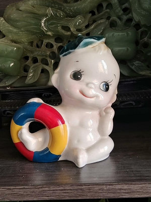 【二手】#閑置在家的老物件 80年代陶瓷儲蓄罐，泳圈娃娃形狀，品相精28912【木清院】【二手】青瓷 白瓷 青白瓷