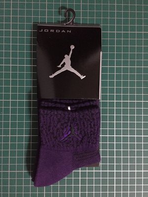 Nike襪子 / Jordan【爆裂款】【加厚底款中筒毛巾襪】【10色可選】【紫底黑人】【現貨】