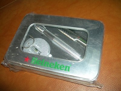 [MS] 稀有絕版 Heineken海尼根 登山露營組 指南針 瑞士刀 手電筒