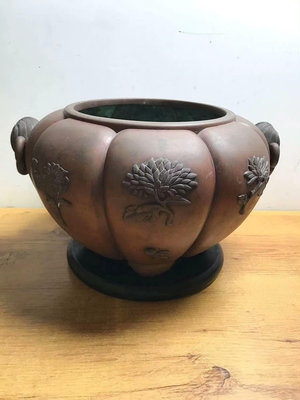 zwx 日本回流純銅南瓜形高浮雕火缽，很老的物件古董級別，器形完美高