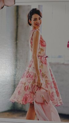 M'S GRACY 粉色花紗質洋裝 日本製38 .40附腰帶 全館免運誠可小議