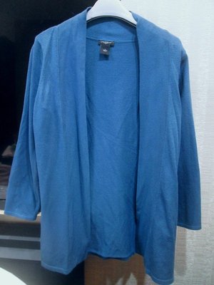 美國ANN TAYLOR藍色系giordano ladies le polka DIFFA款罩衫針織外套