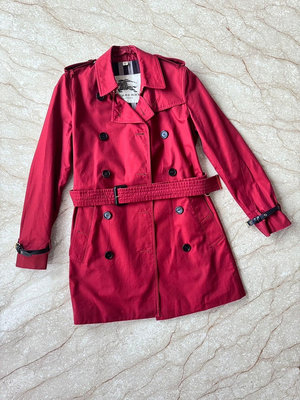 Burberry 真品 超美 僅收藏 少使用 女款 經典紅色 風衣 長外套 尺寸UK6 特惠價出、原購入八萬元