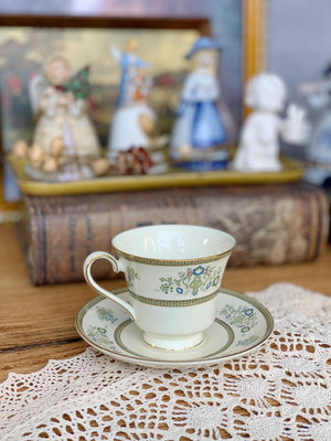 英國中古Minton明頓咖啡杯，杯子口徑約9cm、高度約8c