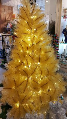 節慶王X射線【X030054】6呎高級松針樹(金)(不含飾品、燈飾)，聖誕樹6尺/聖誕佈置/聖誕/會場佈置/金色