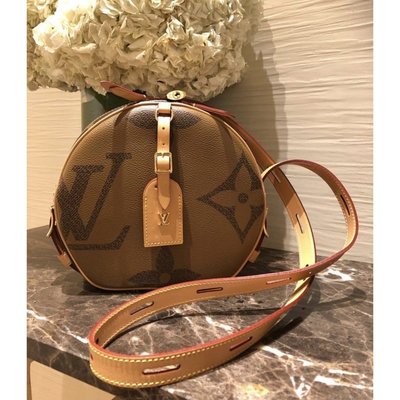 M44604 Louis Vuitton 2019 Monogram Giant Boite Chapeau Souple