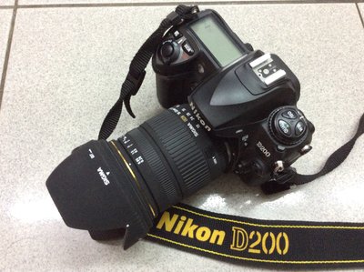 [保固一年][高雄明豐]  Nikon D200+SIGMA 18-50mm f2.8 機身加鏡頭 便宜賣