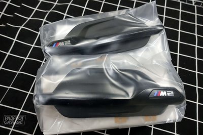 BMW 原廠  F87 M2 M Performance 高亮黑 側邊 飾蓋 飾板 葉子板