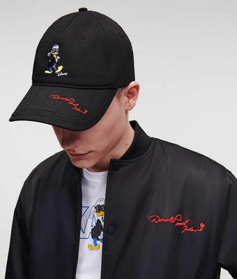 Karl Lagerfeld X Disney 合作款 黑色 唐老鴨棒球帽 498元