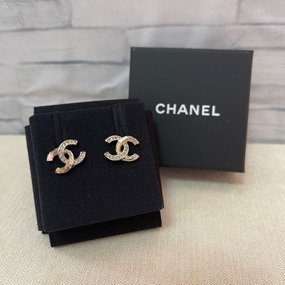 【COCO 精品專賣】Chanel 淡金色 雙C 金屬 單邊 水鑽 耳環 AB7333 現貨