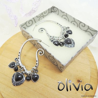 Olivia Fashion 復古雕刻歐美款式誇張純銀黑曜石愛心墬飾耳針 耳環 耳墬【EE01852】