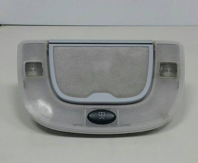 BENZ W220 遮陽板燈 化妝鏡 室內鏡燈 (反皮皮面) (後座天篷上左右邊通用)(日本外匯) 2208202901