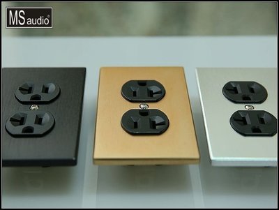 《名展影音》特惠組-高階Hi-End音響級鍍銠電源插座加實心鋁車製蓋板 (三色可選)