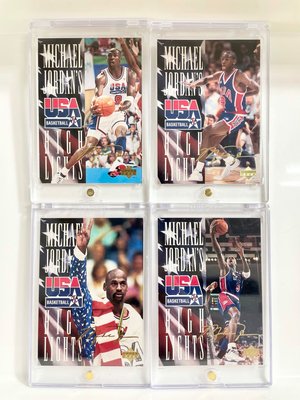 Michael Jordan upper deck 1994 USA 奧運印刷金簽卡 絕版簽名卡。珍藏品  卡況不錯👍。四張一起皆含全新磁殼‼️