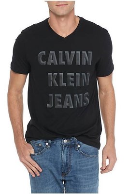 CK Calvin Klein Jeans 小V 短袖 T恤 漆皮印花 立體大LOGO 現貨