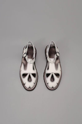 【熱賣下殺價】西班牙設計感HEREU秋季包頭瑪麗珍涼鞋女真皮平底鏤空羅馬鞋