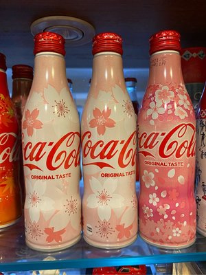 可口可樂 曲線瓶 鋁罐 櫻花版 共3瓶 不分售 出清