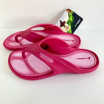 《現貨》RIDER CAPE KIDS 女童 拖鞋 巴西尺寸30，31（巴西純色 寬版 軟墊 夾腳拖鞋－粉紅色）