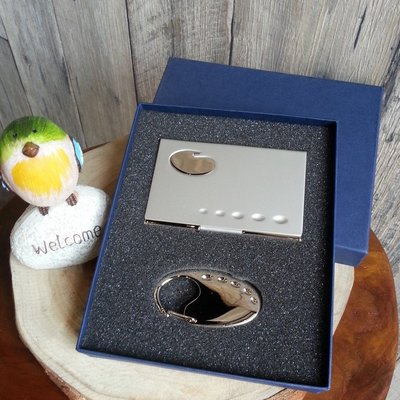 不鏽鋼水滴流線造型 名片盒+鑰匙圈禮盒 金屬材質 附精裝盒 [玩泥巴]