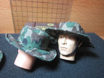 J1經理裝備 mini模型1/6似國軍叢林迷彩濶邊帽一頂