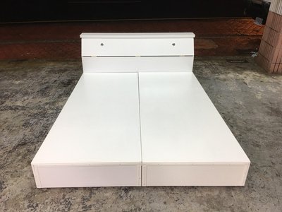 香榭二手家具*全新精品 純白色標準雙人5x6.2尺床組-床頭箱-床箱-床底-床頭櫃-雙人床-床架-套房家具-收購中古家具