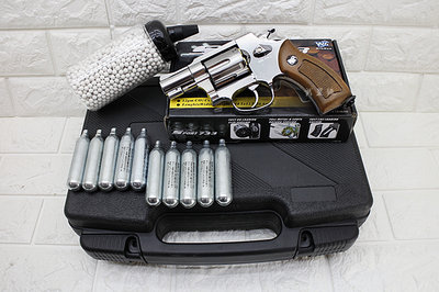 台南 武星級 WG M36 2吋 左輪 手槍 CO2直壓槍 銀 + CO2小鋼瓶 + 奶瓶 + 槍盒 ( 左輪槍733